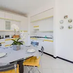 Victoria Hall - 2 Bedroom - Parking * 보르디게라