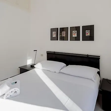 Victoria Hall - 2 Bedroom - Parking בורדיגרה