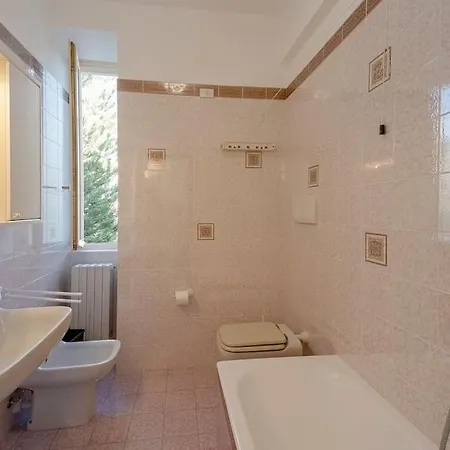 Victoria Hall - 2 Bedroom - Parking