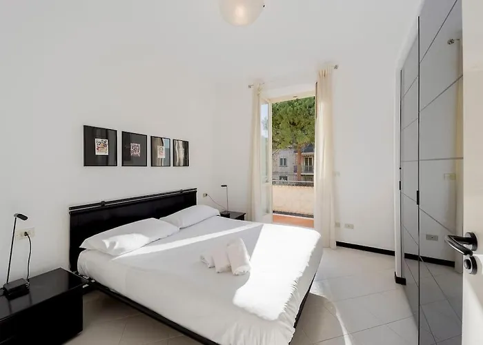 Apartment Victoria Hall - 2 Bedroom - Parking Bordighera