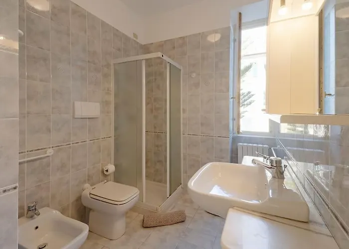 Victoria Hall - 2 Bedroom - Parking דירה בורדיגרה